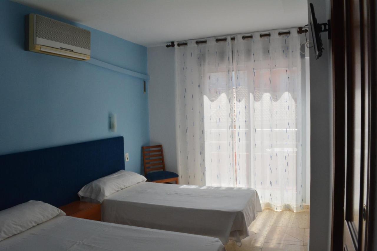 Hotel L'Escala Кульера Экстерьер фото